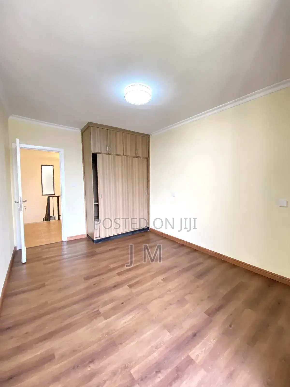 2bdrm Duplex in Kirkos for rent