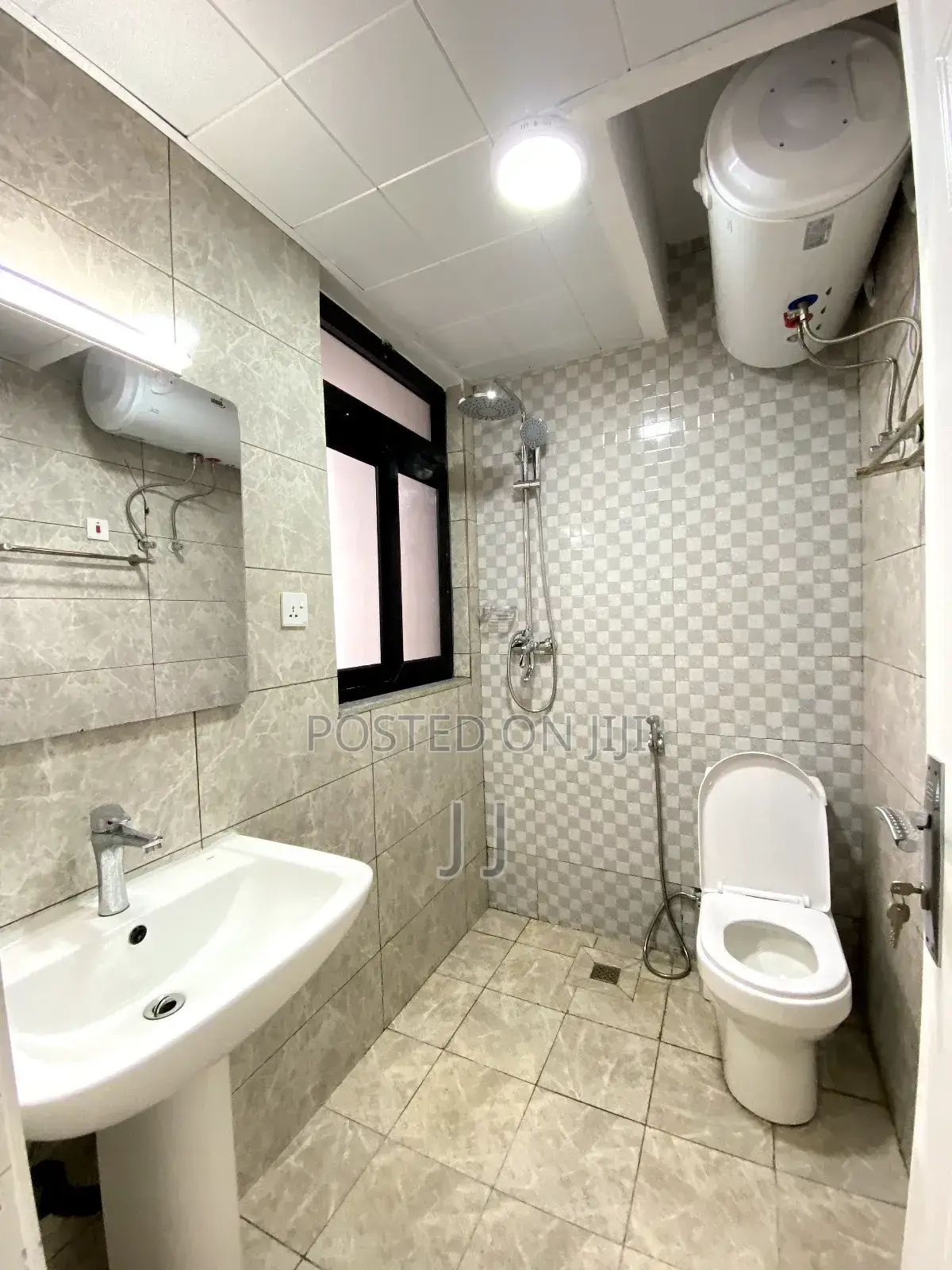2bdrm Duplex in Kirkos for rent