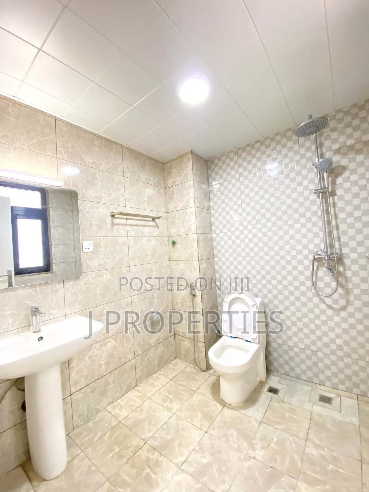 2bdrm Duplex in Kirkos for rent