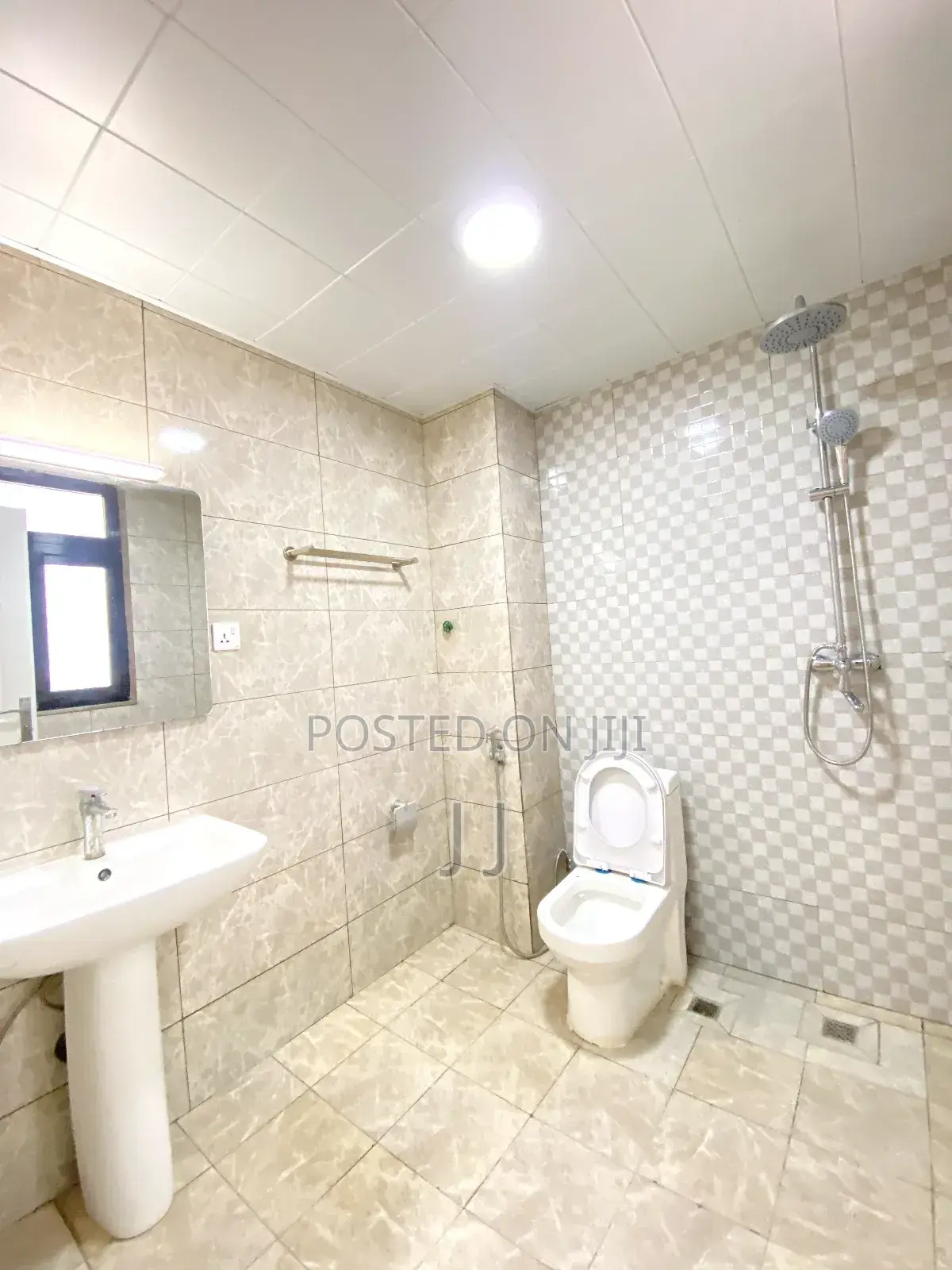 2bdrm Duplex in Kirkos for rent