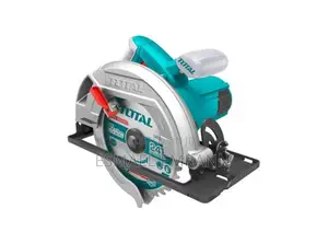 Photo - Circular Saw