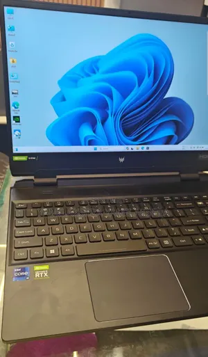 New Laptop Acer Predator Helios 300 16GB Intel Core I9 SSD 1T