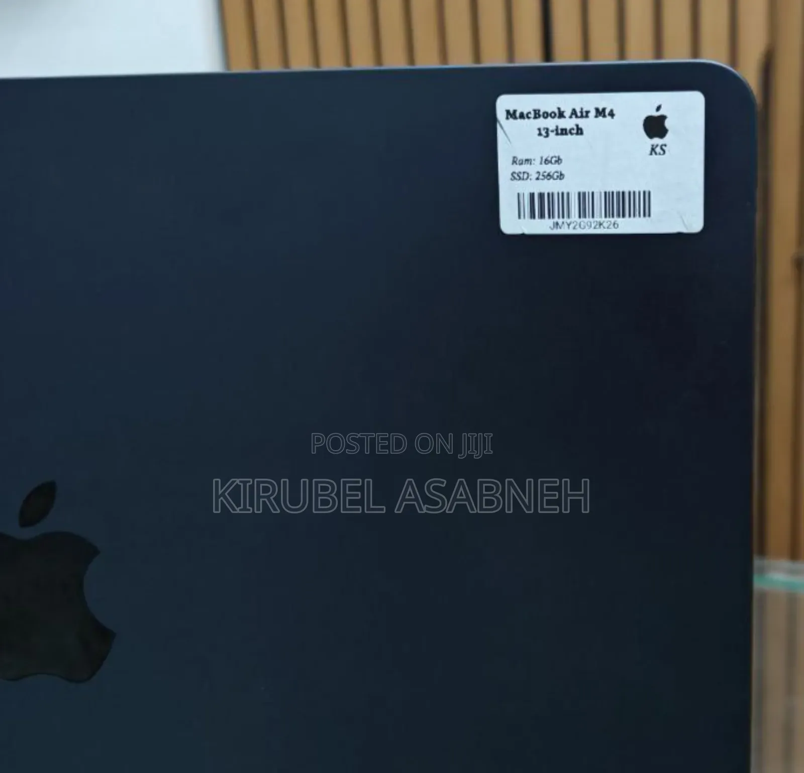 New Laptop Apple MacBook Air 2025 M4 13-Inch 16GB Apple M4 SSD 256GB