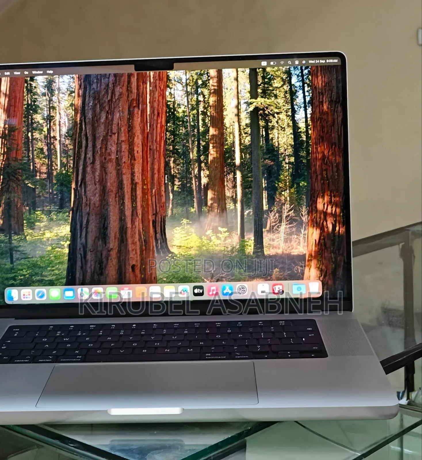 New Laptop Apple MacBook Pro 2020 M1 16GB Apple M1 Pro SSD 1T