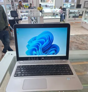 Photo - New Laptop HP 8GB Intel Core I7 HDD 1T