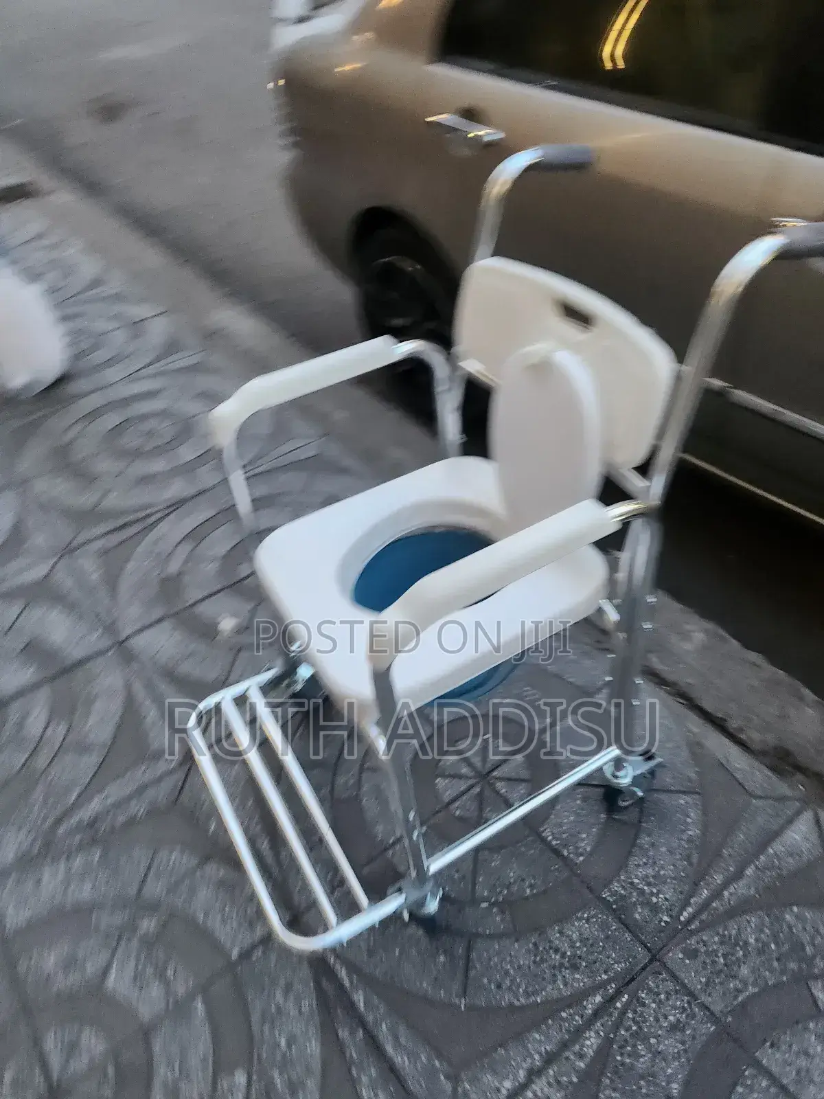 Commode Wheelchair傳出toilet Wheelchair奔走commode Wheelchair奢侈poty Chair