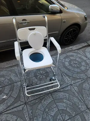 Commode Wheelchair較為toilet Medical Poty Wheelchair管理commode Wheelchair
