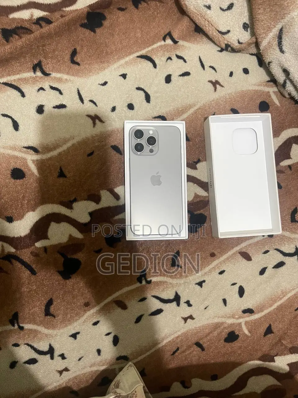 Apple iPhone 15 Pro Max 256 GB Silver