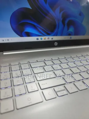 New Laptop HP EliteBook 1040 G6 8GB Intel Core I5 SSD 256GB