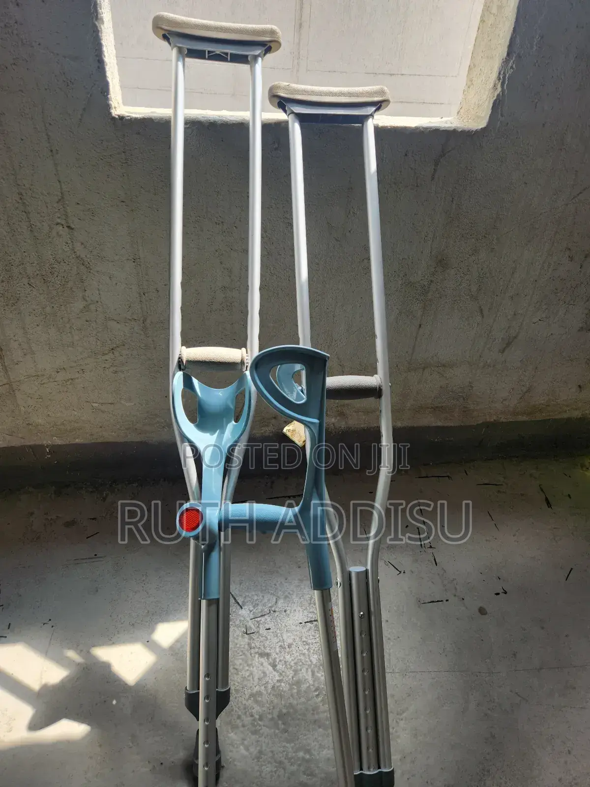 Axillary and Elbow Crutches痲不crutches懲治axillary Medical Crutches鳵我new