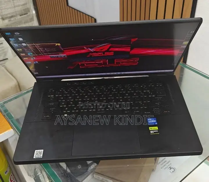 New Laptop Asus ROG Zephyrus G15 16GB Intel Core I7 SSD 512GB
