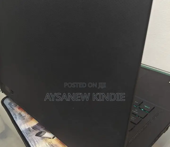 New Laptop Asus ROG Zephyrus G15 16GB Intel Core I7 SSD 512GB