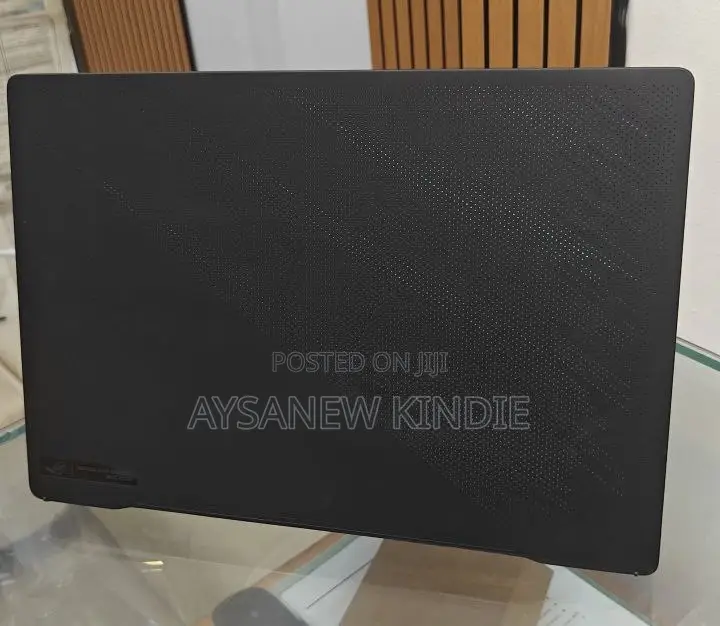 New Laptop Asus ROG Zephyrus G15 16GB Intel Core I7 SSD 512GB