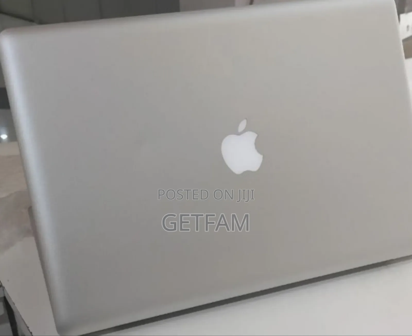 New Laptop Apple MacBook 2011 8GB Intel Core i7 SSD 512GB