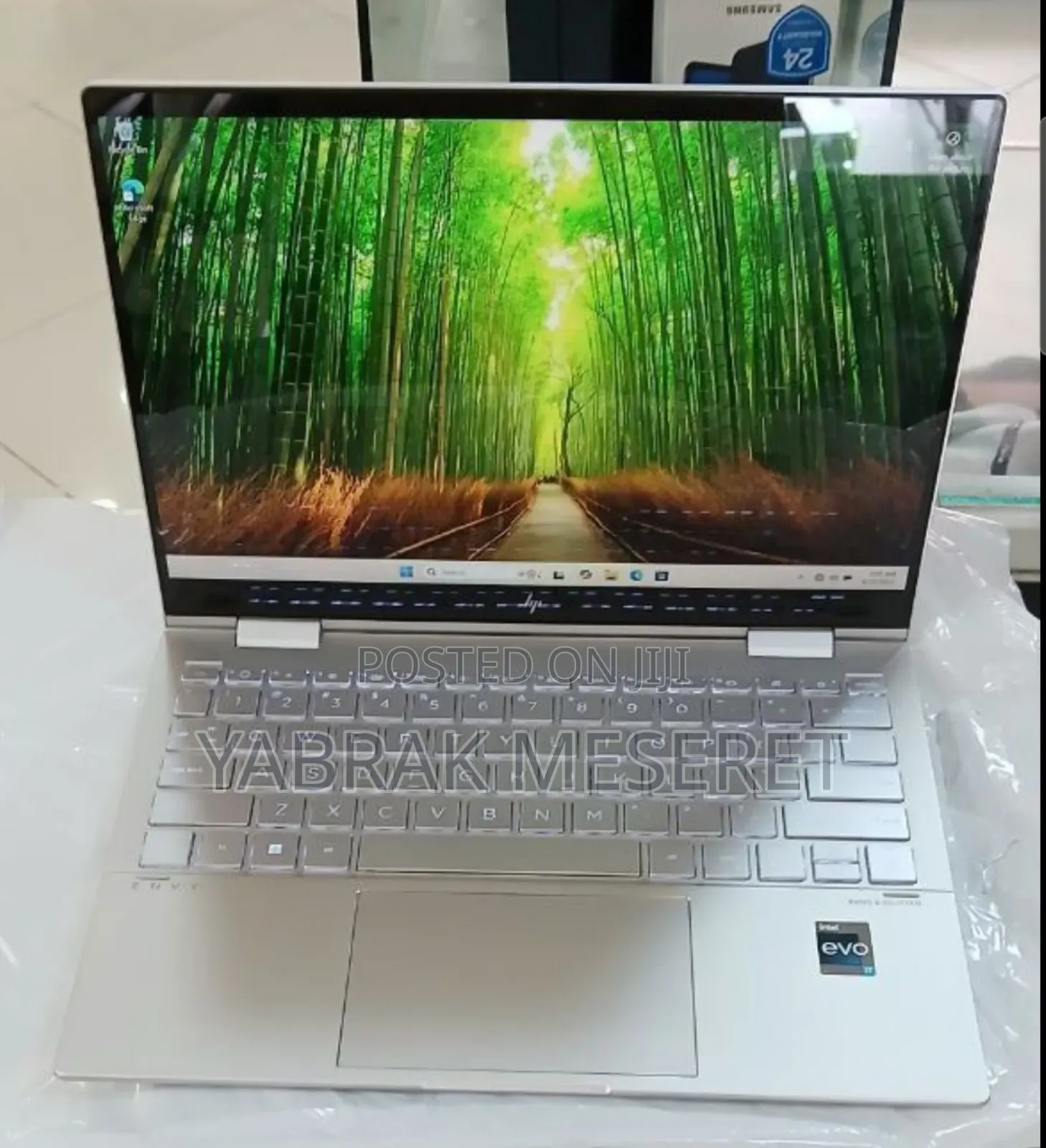New Laptop HP Envy x360 8GB Intel Core i7 SSD 512GB