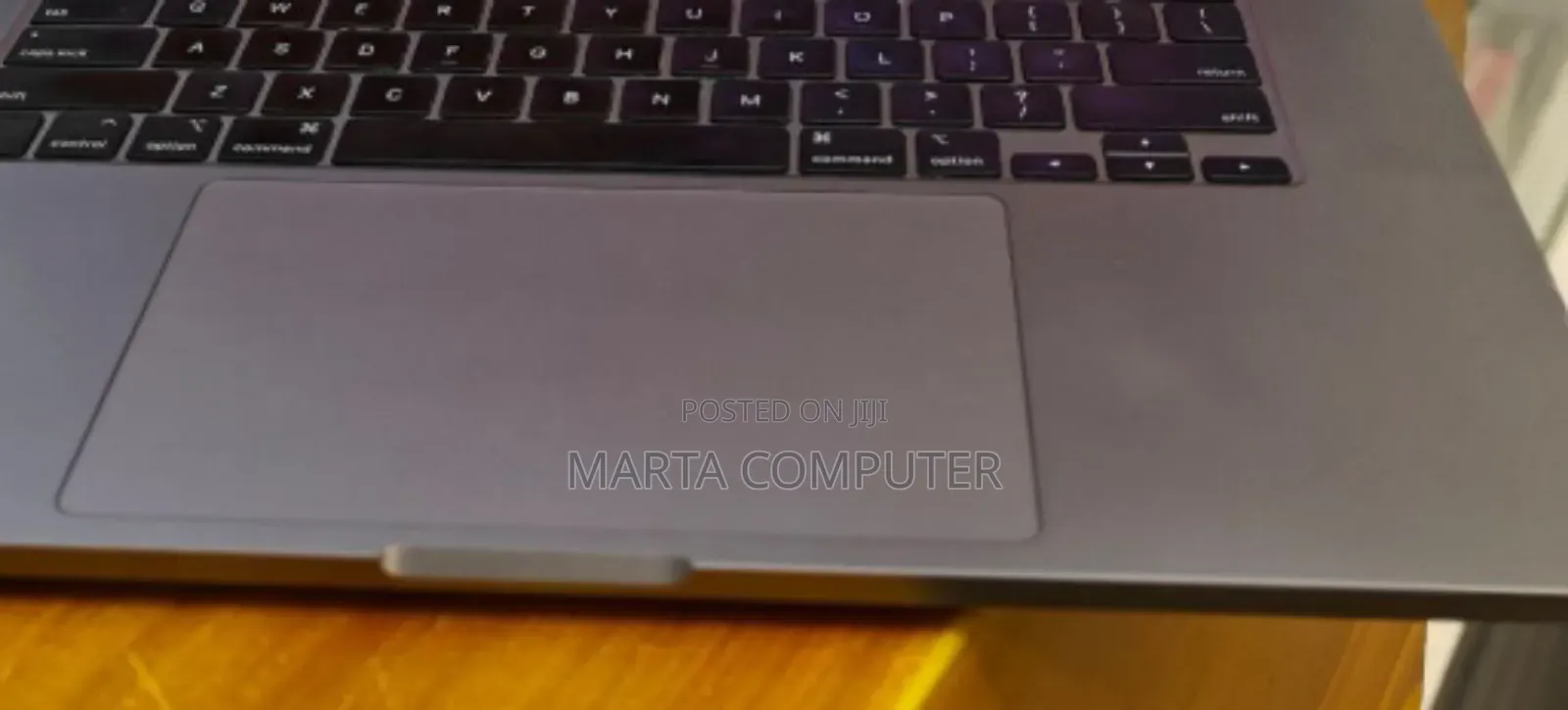 New Laptop Apple MacBook Pro 2019 16GB Intel Core I7 SSD 512GB