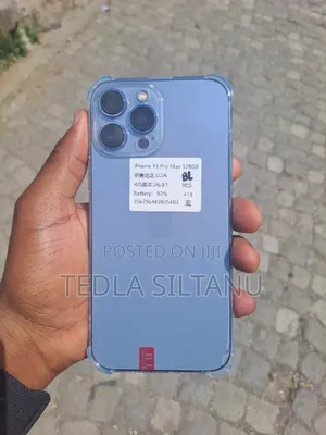 Photo - Apple iPhone 13 Pro Max 128 GB Blue