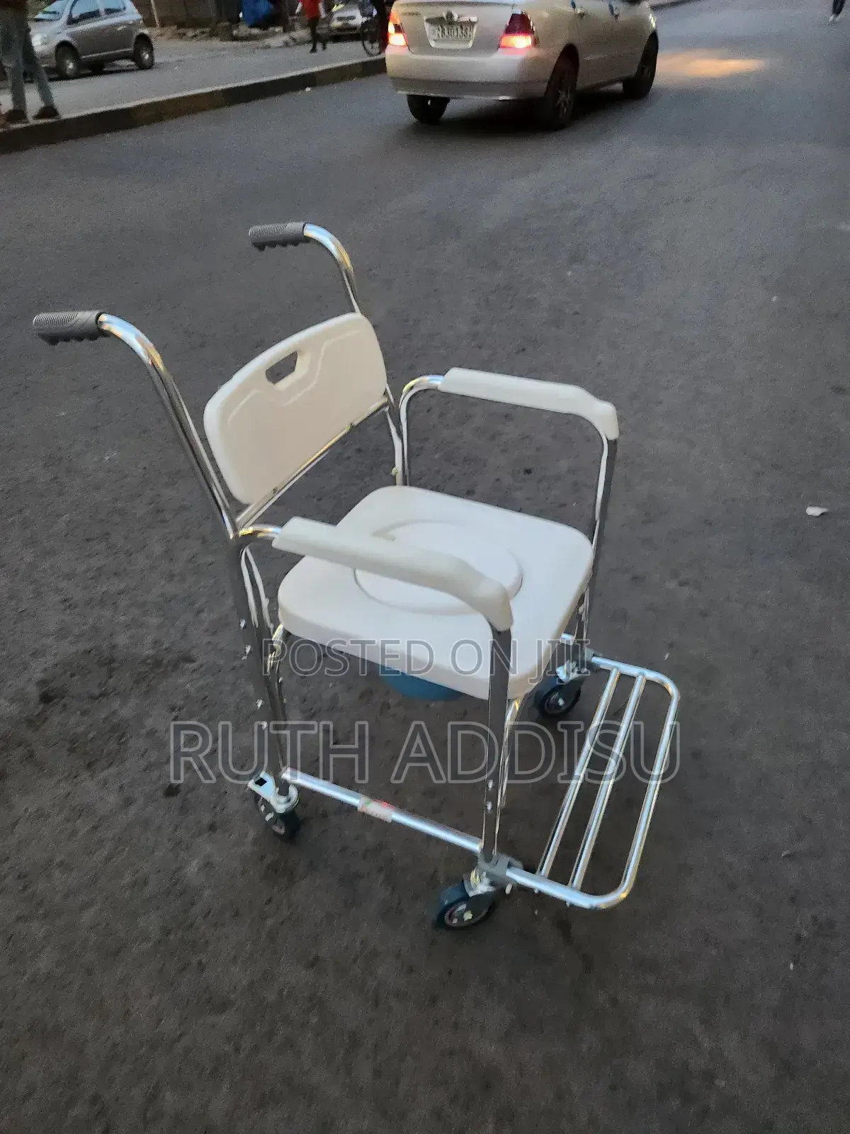 Toilet Brand New Commode Wheelchair麻煩wheelchair癲馬wheelchair Medical
