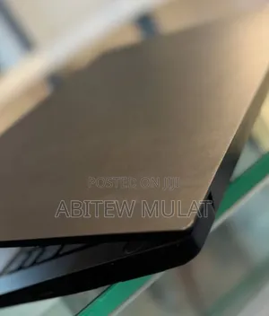 Photo - New Laptop Lenovo ThinkPad 13 16GB Intel Core I7 SSD 256GB