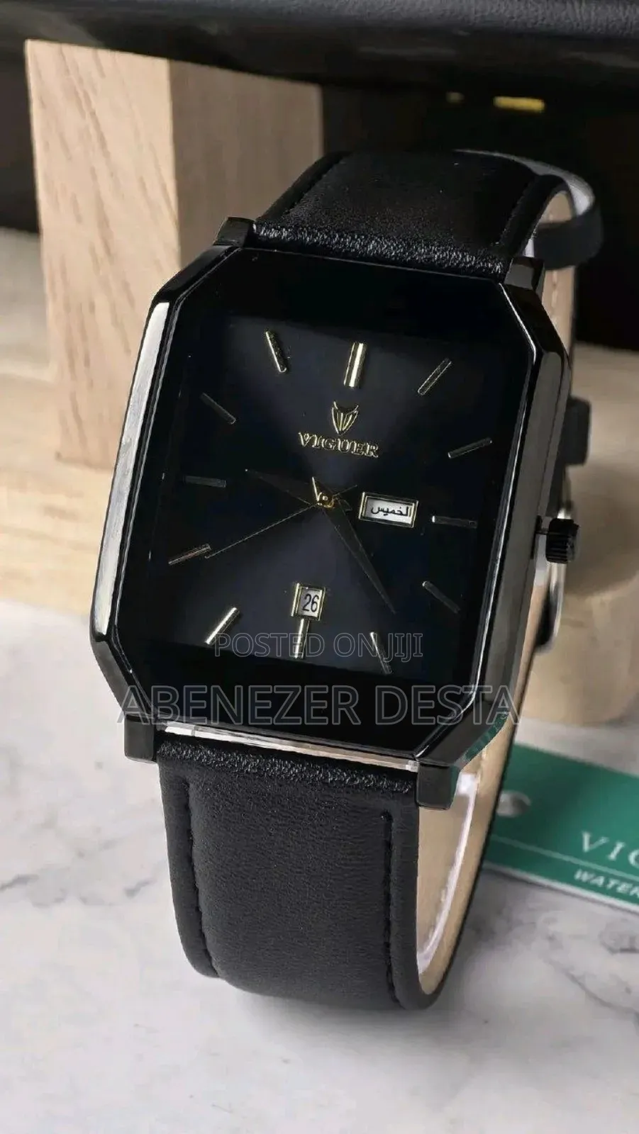 Viguer Men's Analog Watch With a Black Leather Strap