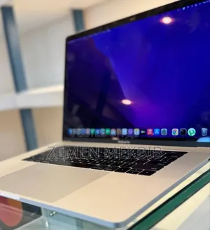 New Laptop Apple MacBook Pro M1 16GB Intel Core I7 SSD 512GB