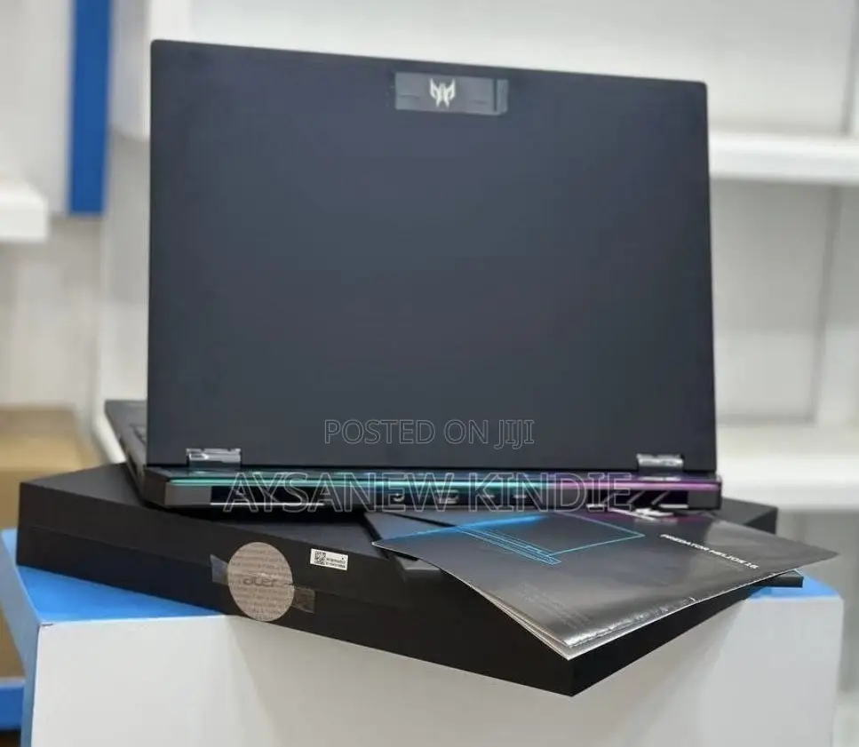 New Laptop Acer Predator Helios 300 16GB Intel Core I9 SSD 1T