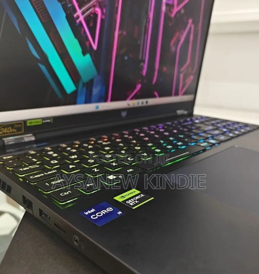 New Laptop Acer Predator Helios 300 16GB Intel Core I9 SSD 1T