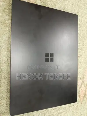 New Laptop Microsoft Surface Book 3 8GB Intel Core I5 SSD 256GB