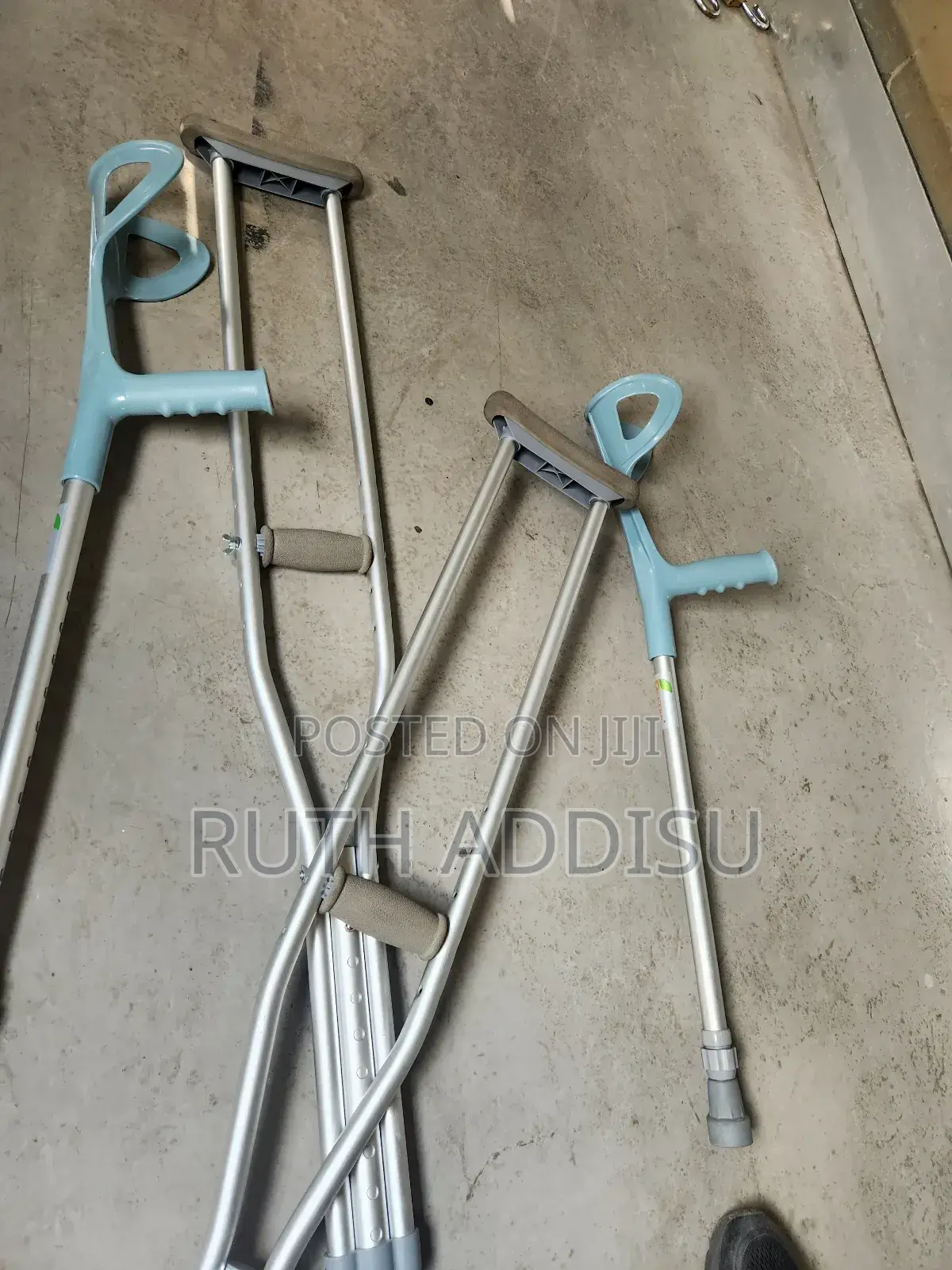 Elbow and Axillary Under Arm Crutches腕骨brand New Axillary Crutches