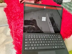 New Laptop Microsoft Surface Book 3 8GB Intel Core I5 SSD 256GB