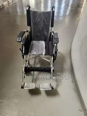 Photo - የልጅ Wheelchair የሚታጠፍ Wheelchair朱紅wheelchair俠義wheelchair痂了wheelchair