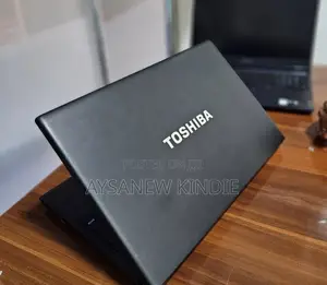 Photo - New Laptop Toshiba Tecra R950 4GB Intel Core I5 HDD+SSD 320GB