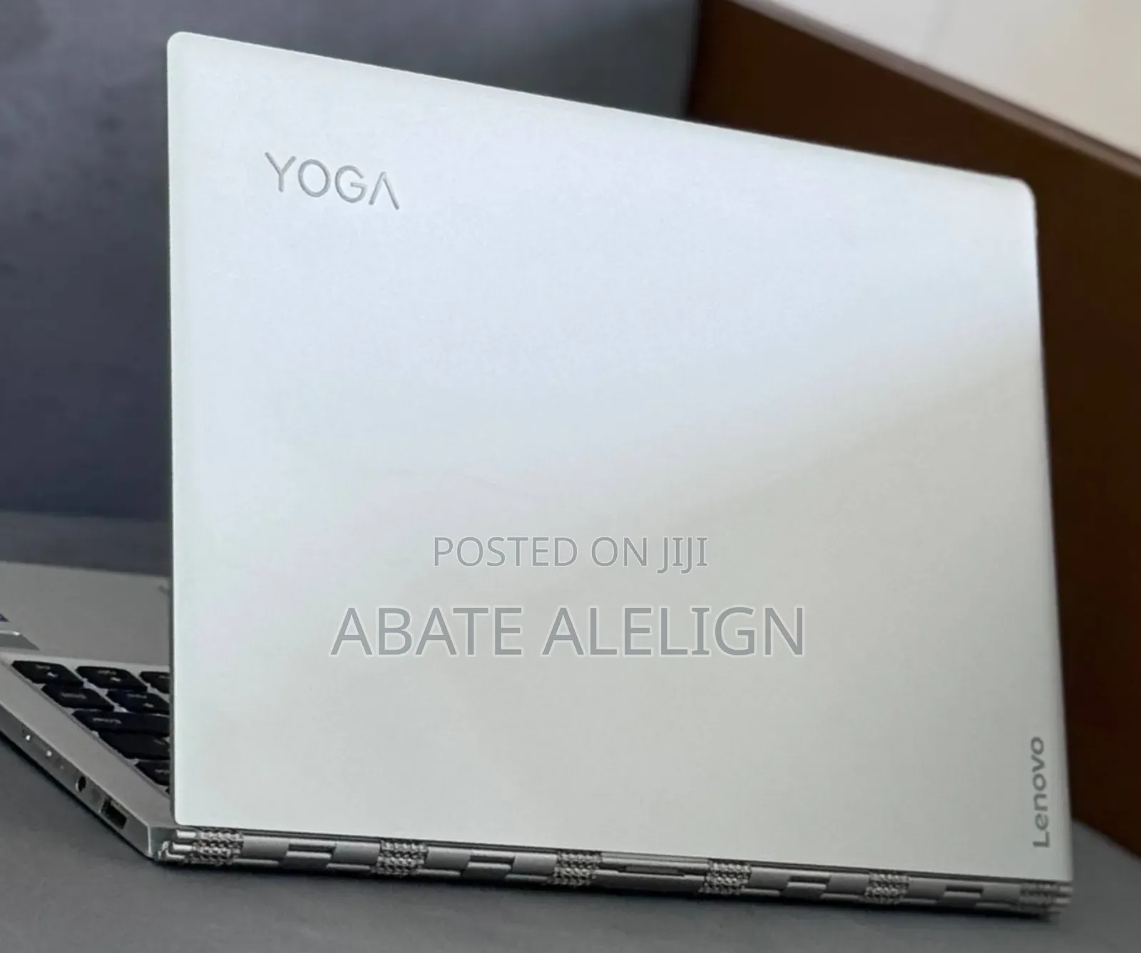 New Laptop Lenovo Yoga 7i 16GB Intel Core I7 SSD 512GB