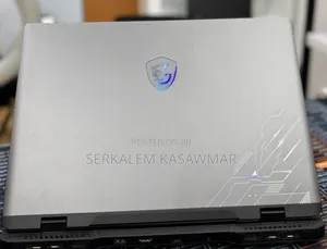 New Laptop MSI Crosshair 15 16GB Intel Core I7 SSD 1T