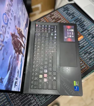 New Laptop MSI Crosshair 17 16GB Intel Core I7 SSD 1T