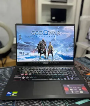 New Laptop MSI Crosshair 17 16GB Intel Core I7 SSD 1T