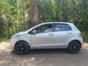 Toyota Yaris 2008 Silver