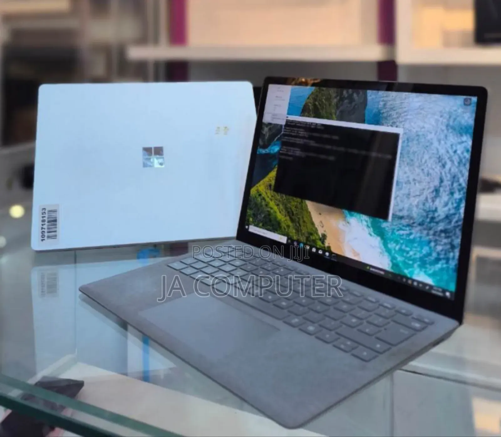New Laptop Microsoft Surface 8GB Intel Core I5 SSD 512GB