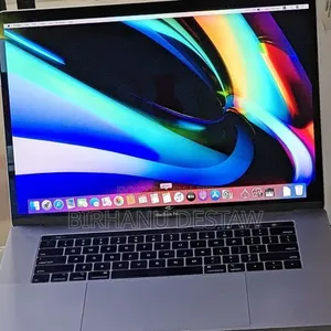 New Laptop Apple MacBook Pro 2019 32GB Intel Core I9 SSD 512GB