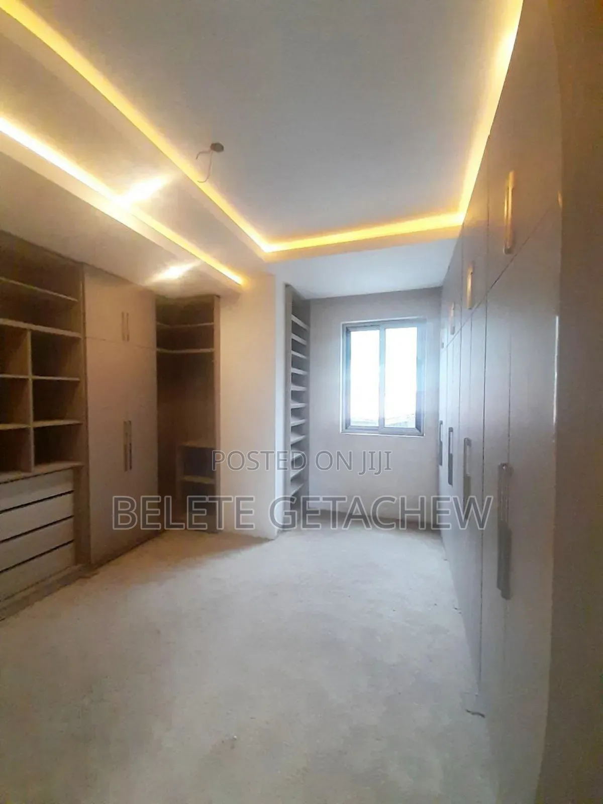 10bdrm House in Megenagna, B+G+3, Bole for sale