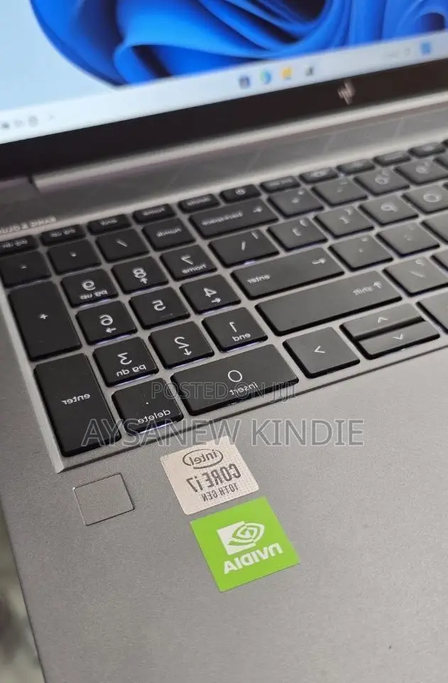 New Laptop HP ZBook Firefly 15 G7 16GB Intel Core i7 SSD 512GB