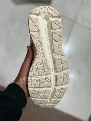 Asics Gel 1090 Khaki Men’S Sneakers