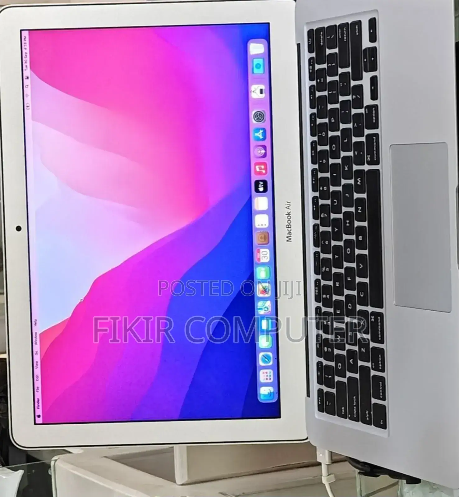 New Laptop Apple MacBook Air 2017 8GB Intel Core I5 SSD 256GB