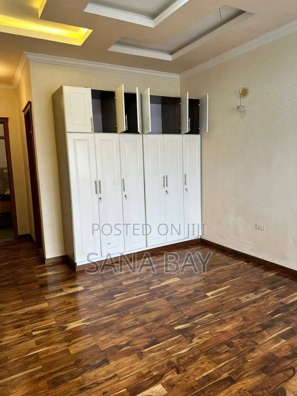 Furnished 3bdrm Villa in Bole for sale