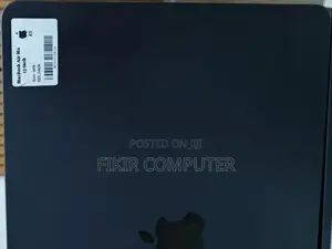 New Laptop Apple MacBook Air 2025 M4 13-Inch 16GB Apple M4 SSD 256GB