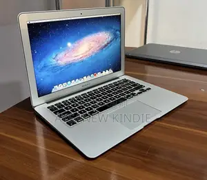 New Laptop Apple MacBook Air 2015 8GB Intel Core I5 SSD 256GB
