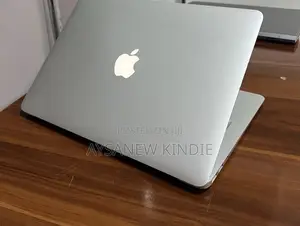 New Laptop Apple MacBook Air 2015 8GB Intel Core I5 SSD 256GB