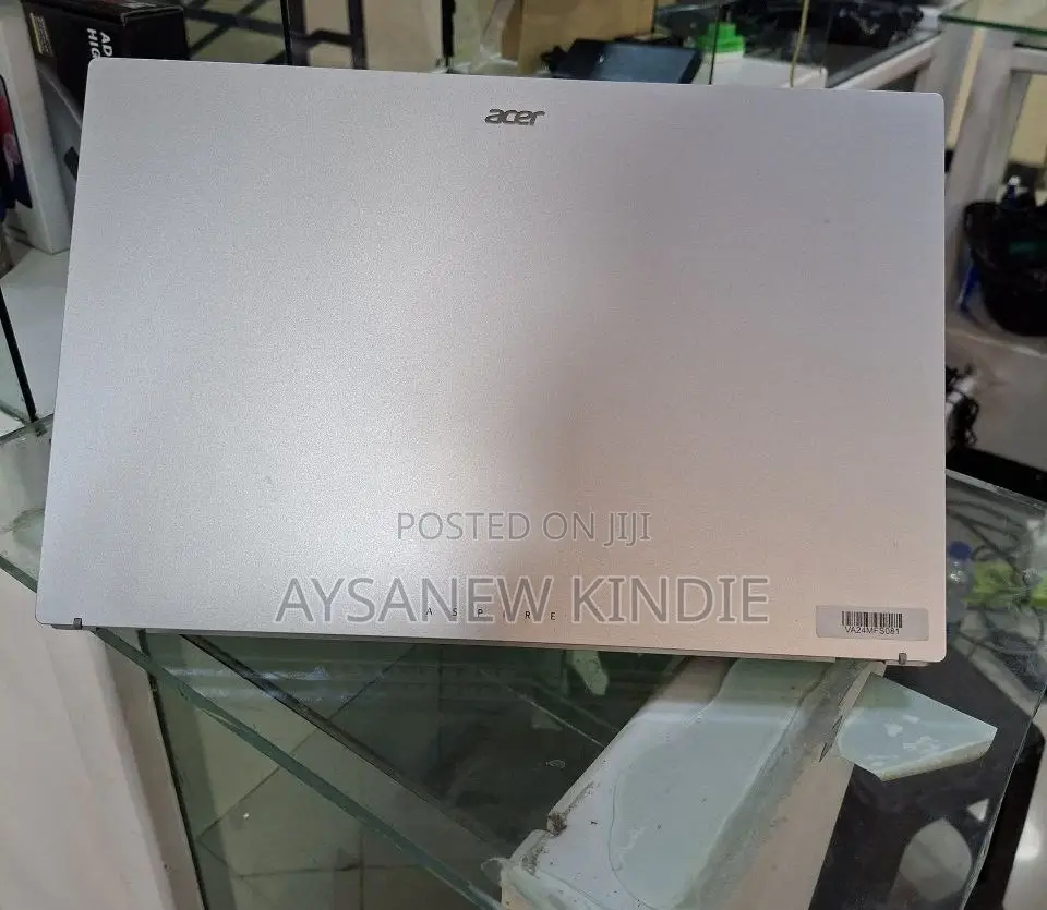 New Laptop Acer Aspire 5 8GB Intel Core I3 SSD 128GB