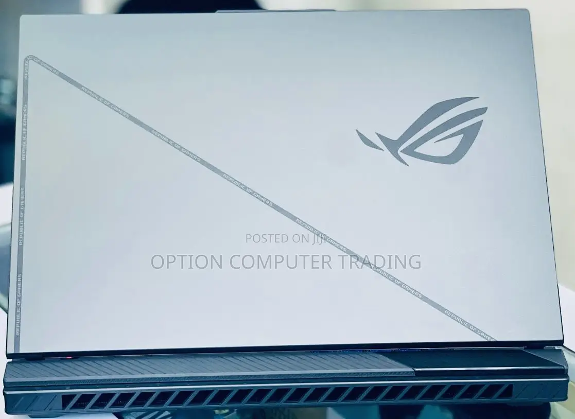 New Laptop Asus ROG Strix G15 16GB Intel Core I9 SSD 1T