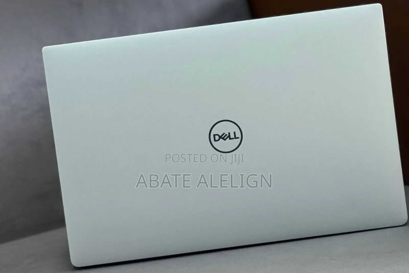 New Laptop Dell XPS 13 8GB Intel Core I7 SSD 512GB